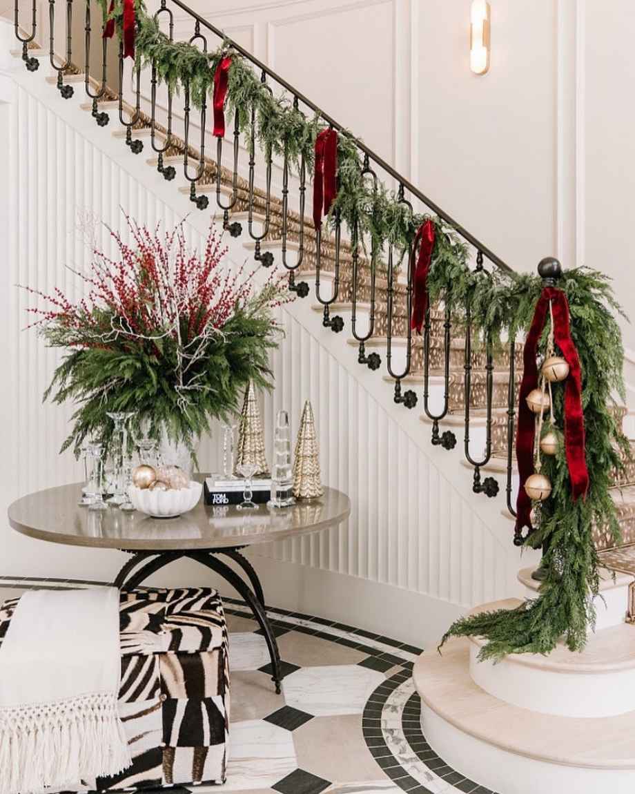 Festive Garland & Berry Table Decor