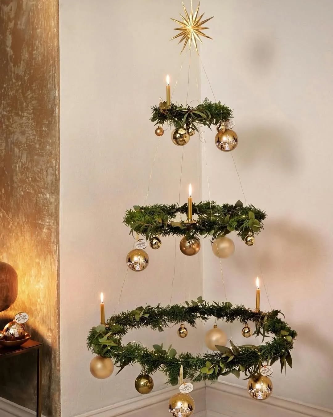 Hanging Ring Christmas Tree Display