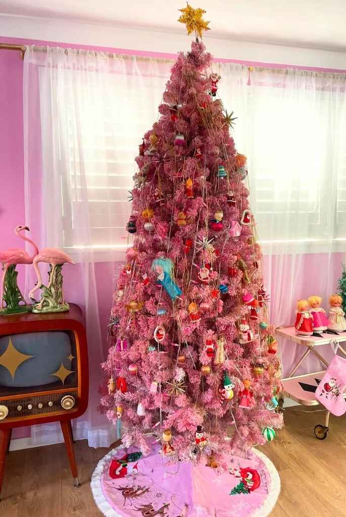 Retro Pink Tree