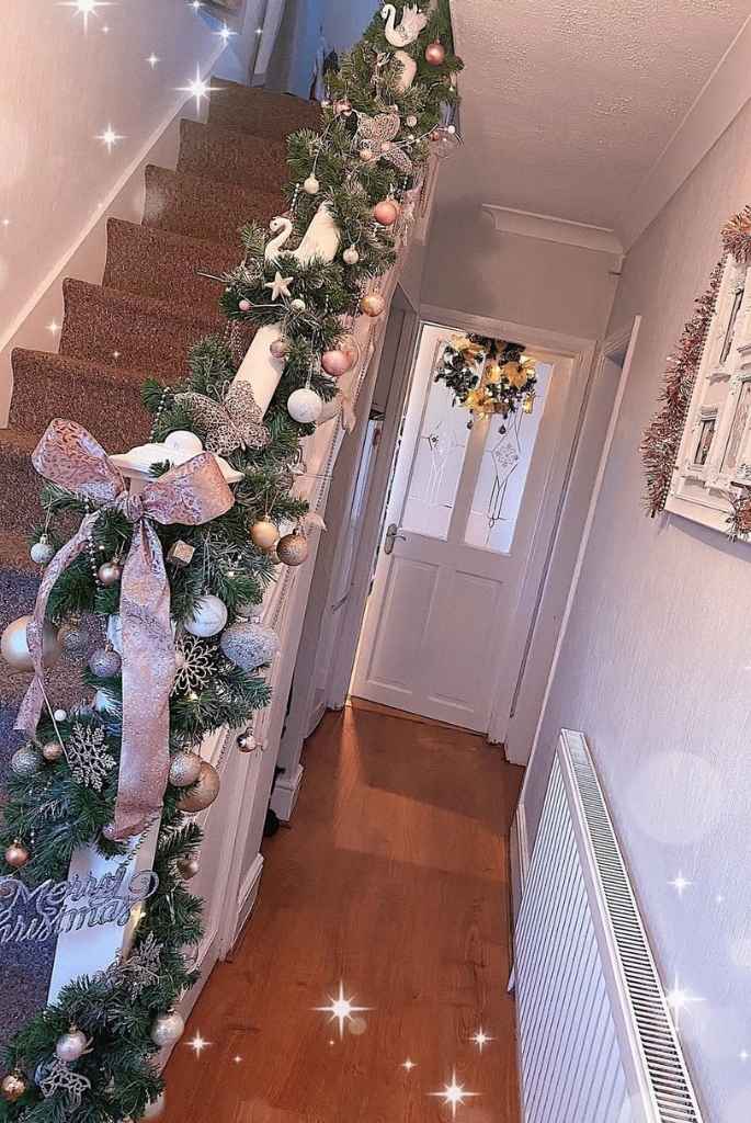 Swan-Themed Christmas Stair Garland