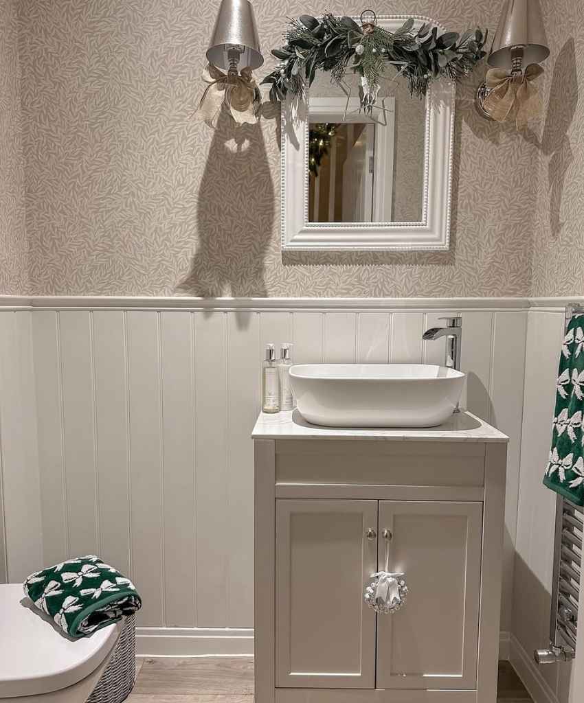 Neutral Bathroom with Festive Touches