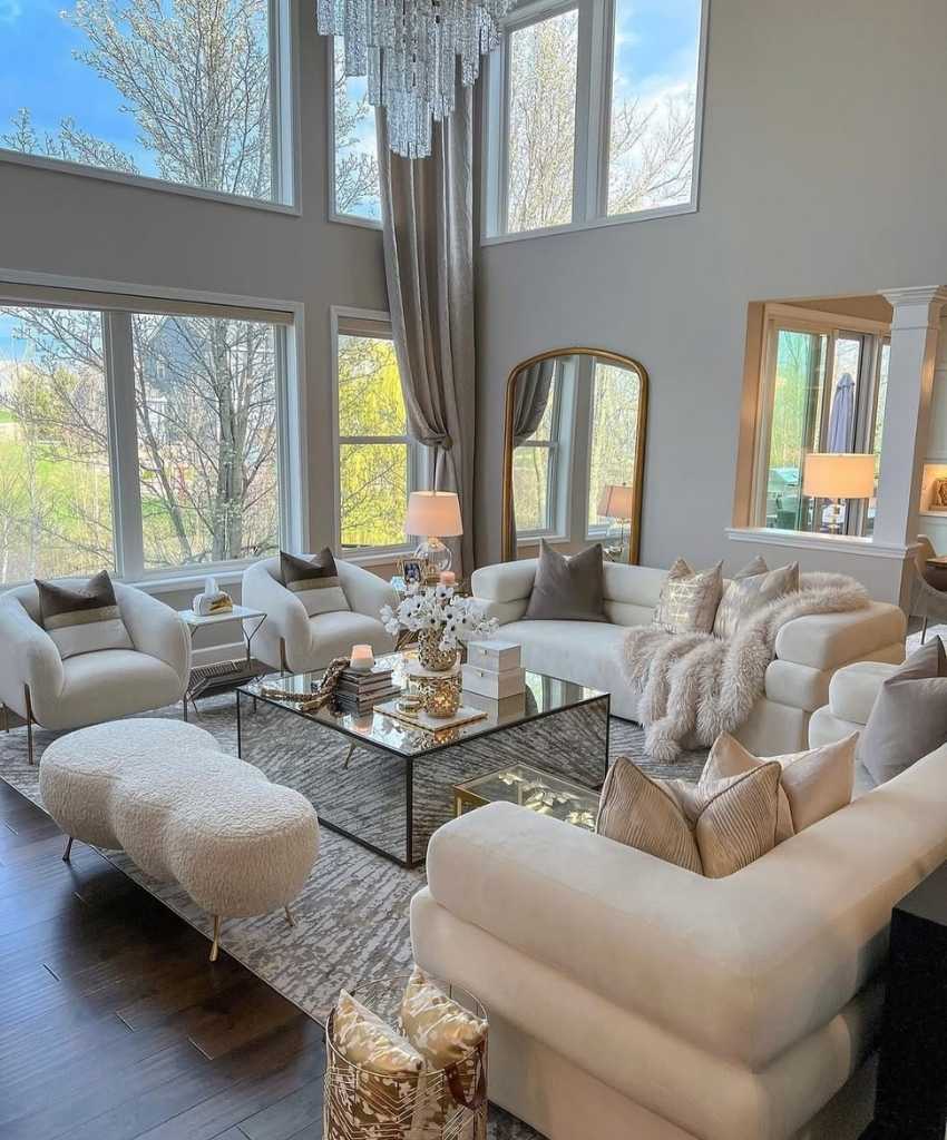 Cozy Neutral Living Room Seating Setup