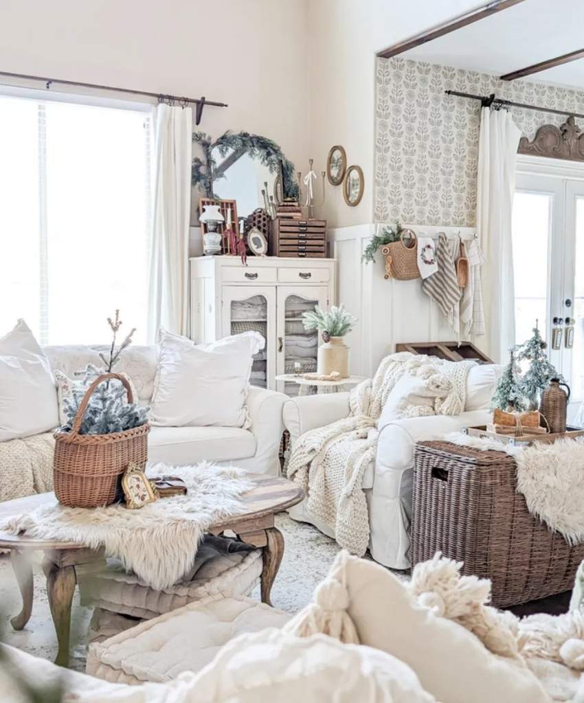 Farmhouse Living Room Decor