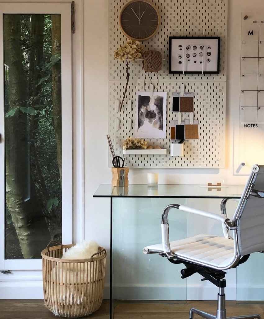 Neutral Office Wall Organizer Ideas