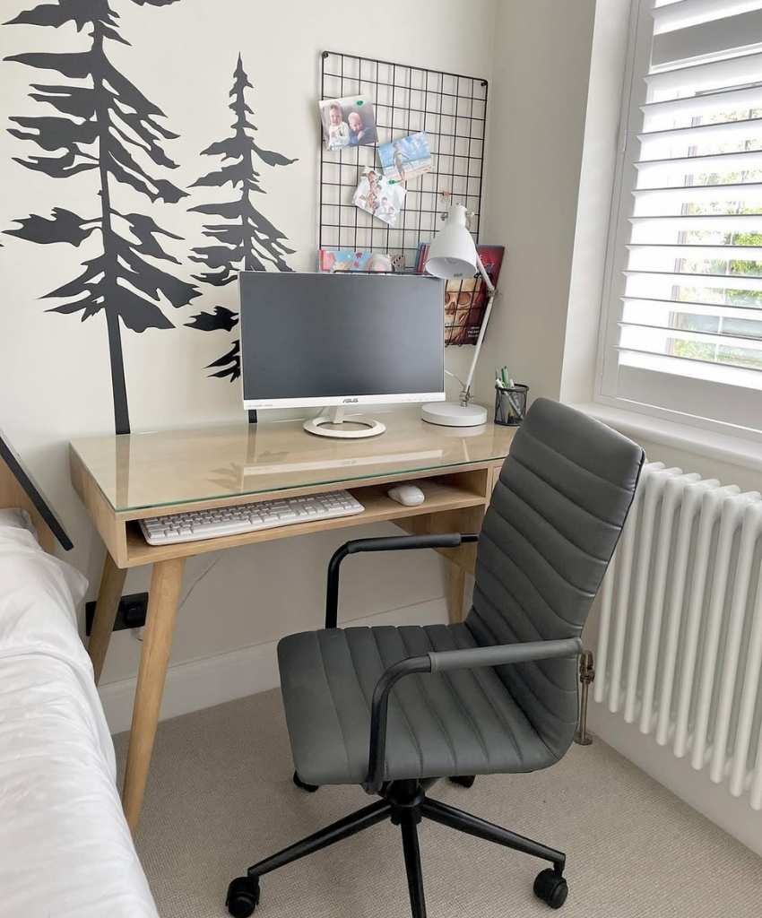 Small Neutral Home Office Setup