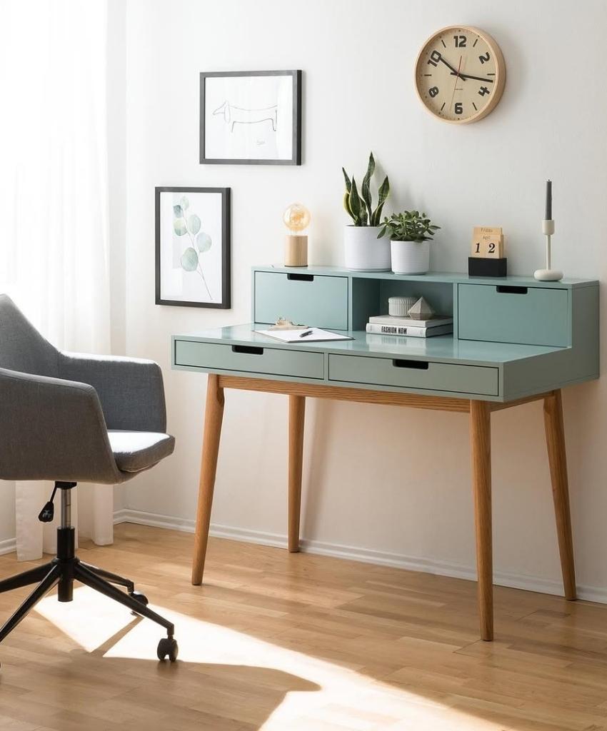 Soft Green Home Office Decor