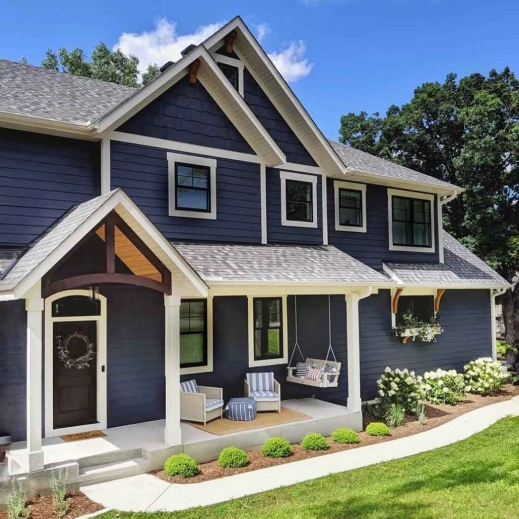 31 Navy Blue House Exterior Ideas for a Stylish Look