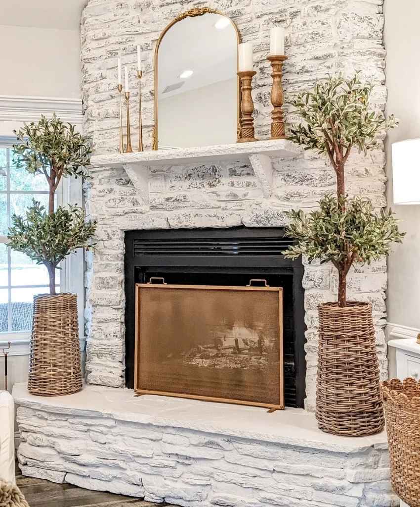 Neutral Spring Mantel
