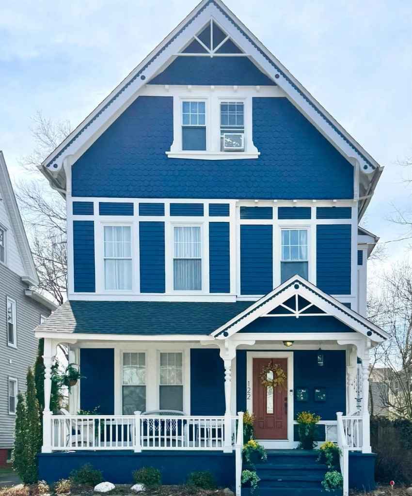 Victorian Navy Blue Home