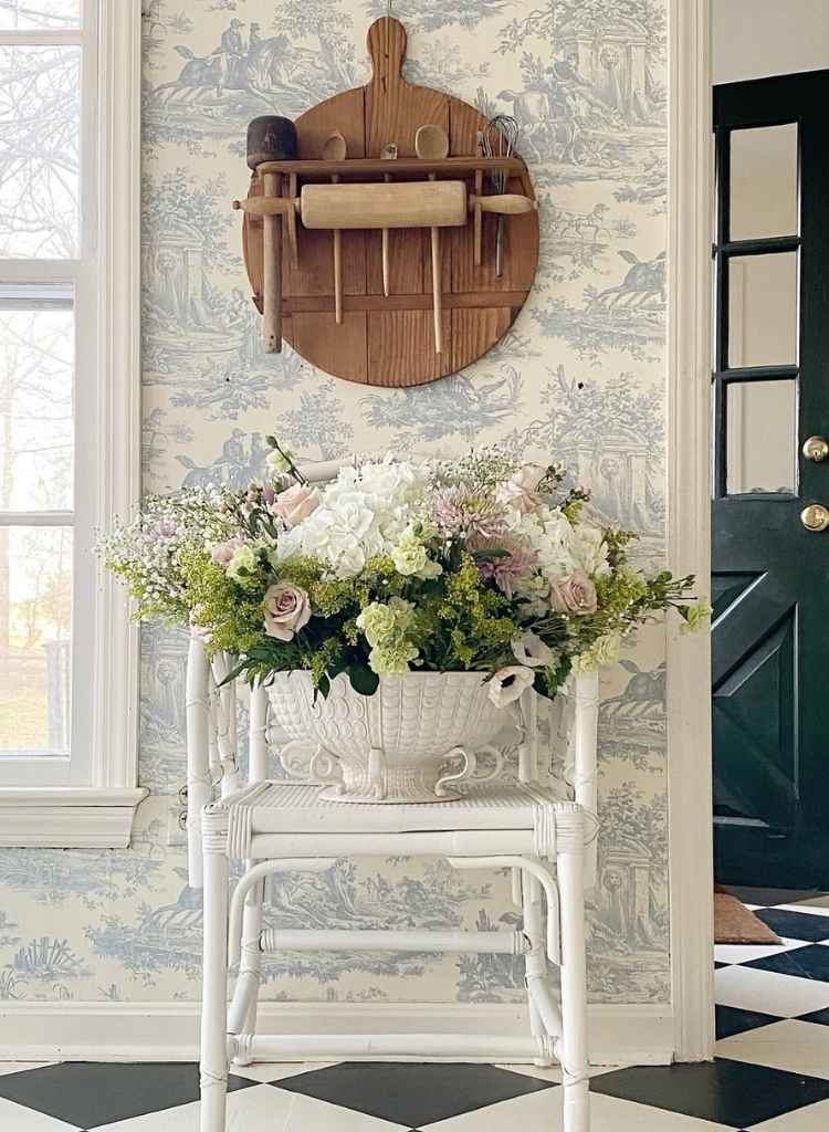 Vintage-Inspired Floral Easter Centerpiece