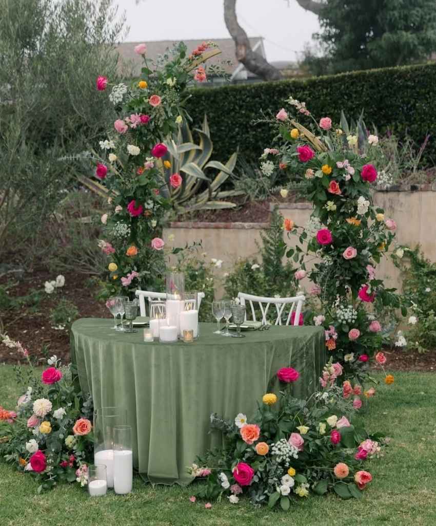 Garden Sweetheart Table