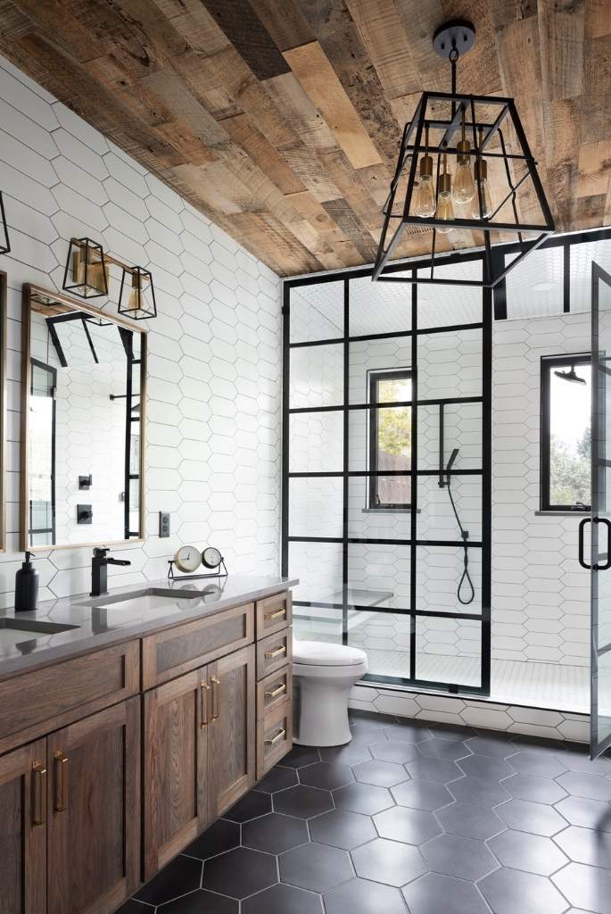 Modern Rustic Bathroom with Industrial Charm