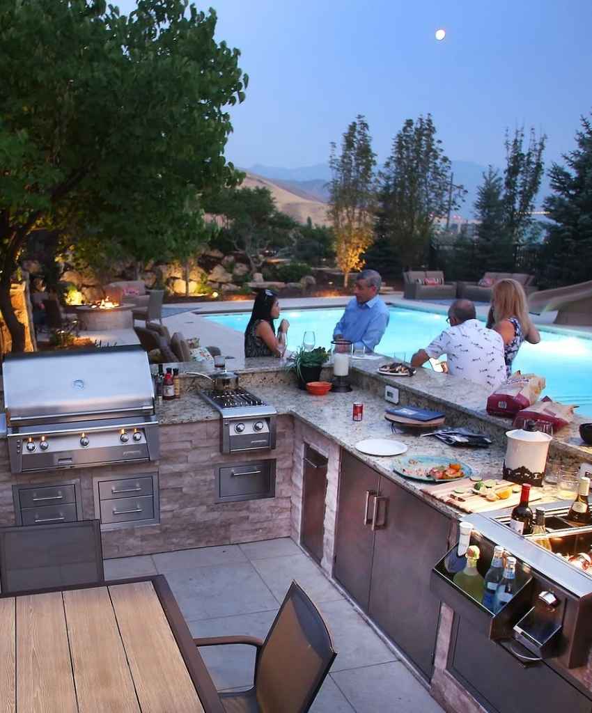 Kitchen with Grill and Poolside Dining