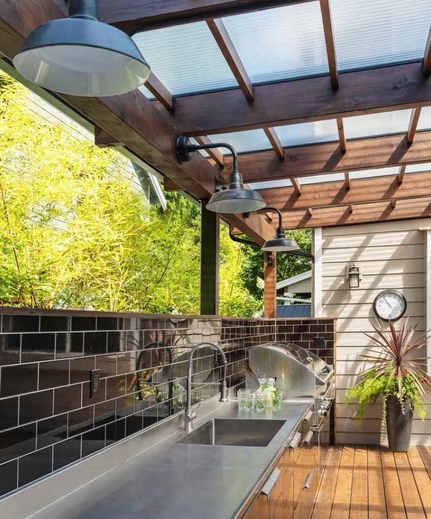 Kitchen with Pergola and Grill