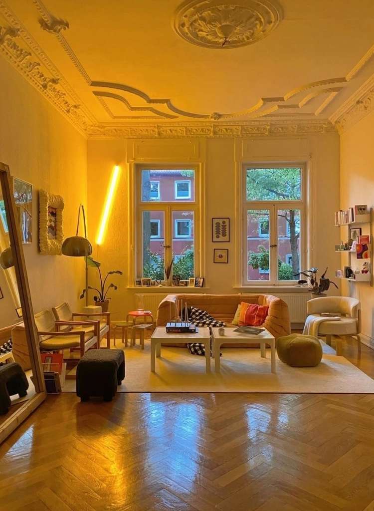 Vertical Neon LED Accent