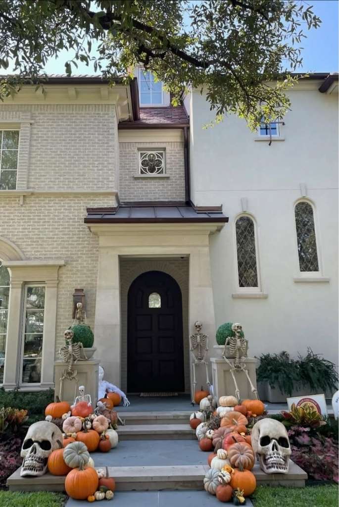 Skeleton Guard Pumpkin Pathway