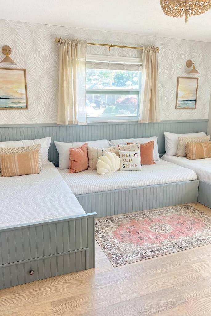 Built-In Daybeds