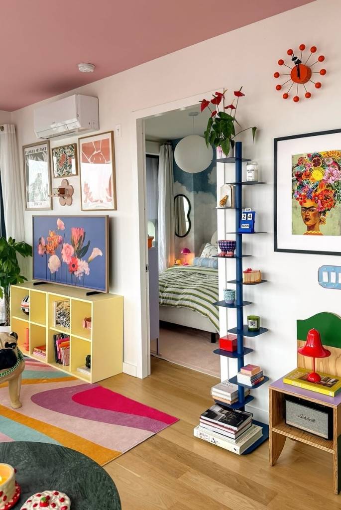 Colorful Mid-Century Pop Apartment Decor
