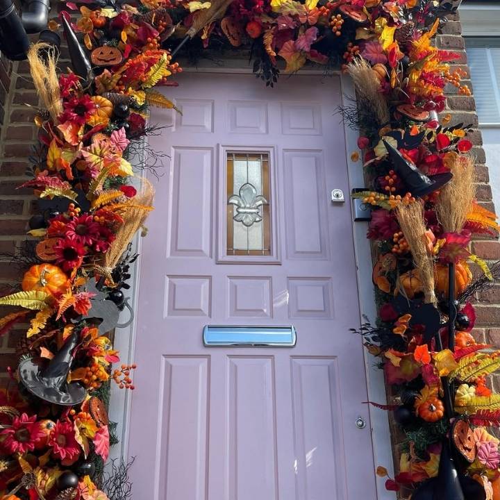 Fall Florals & Witch Hat Frame