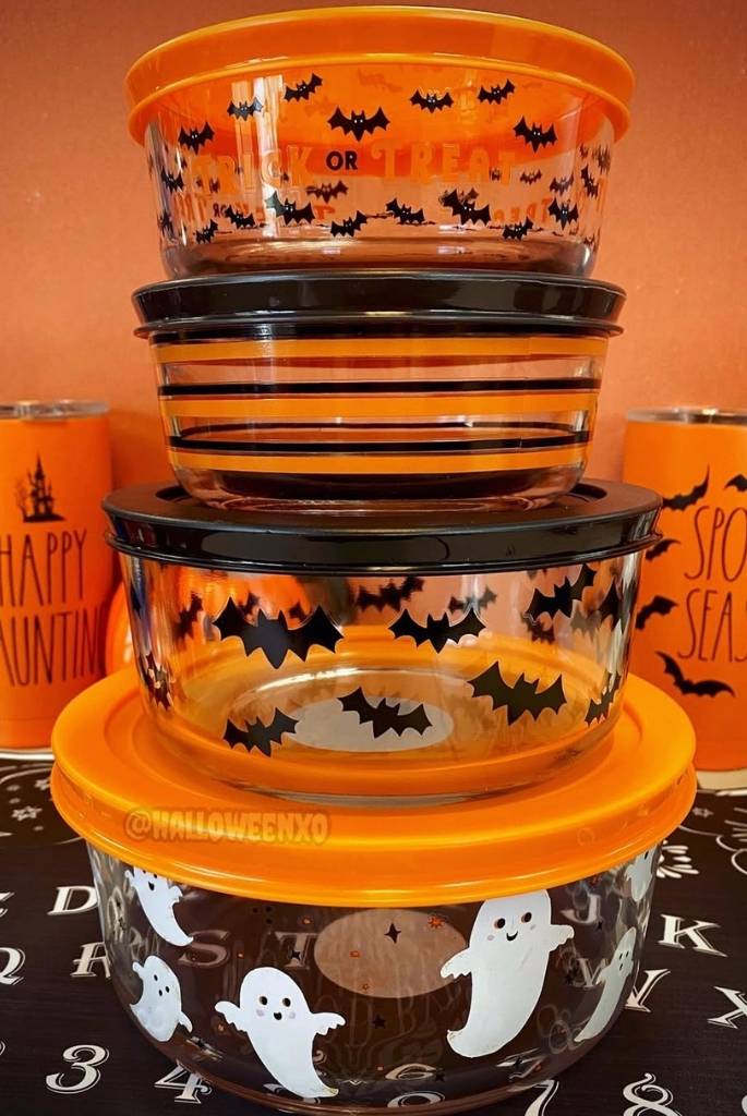 Halloween Glassware Stack