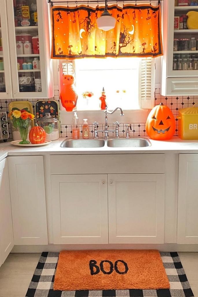 Halloween Sink Corner