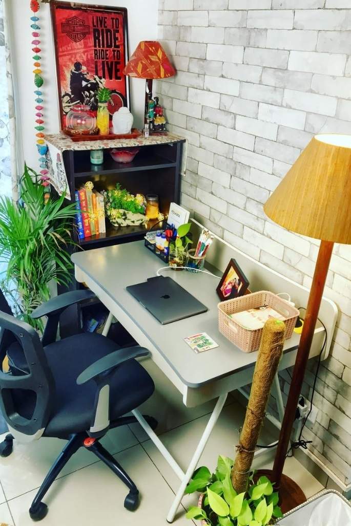 Inspirational Desk Setup