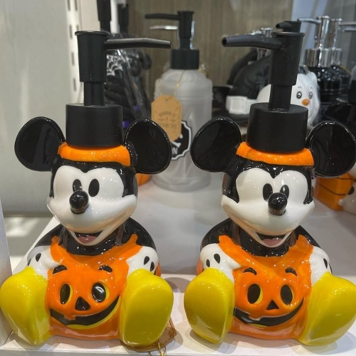 Mickey's Halloween Soap Pump