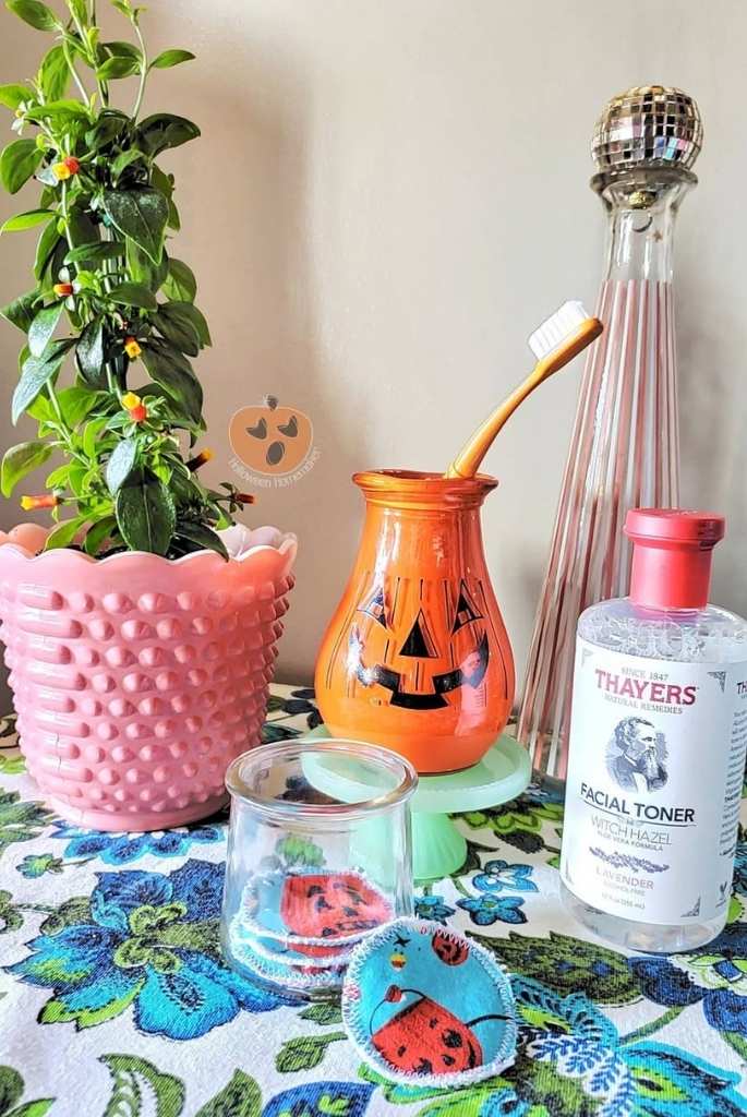 Pumpkin Vanity Pop-Up