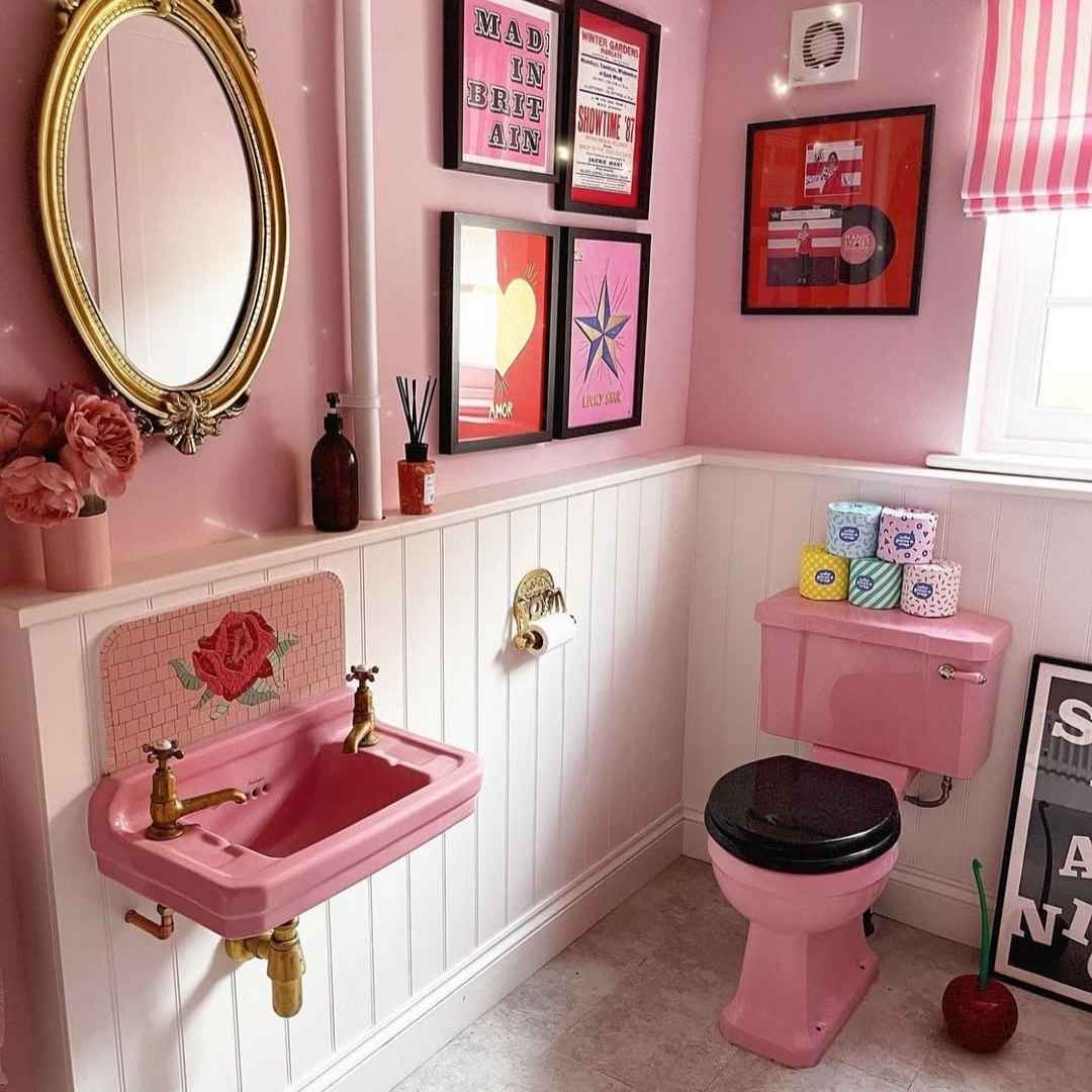 Retro Rose Pink Bathroom