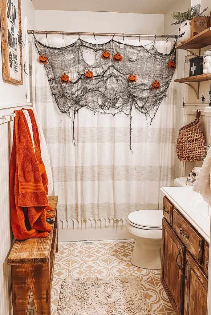 Rustic Halloween Web Bathroom
