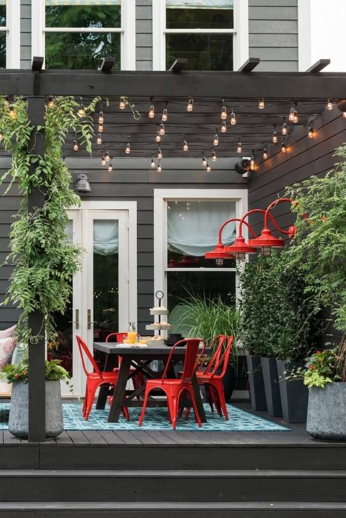Urban Patio Dining with Red Bistro Chairs
