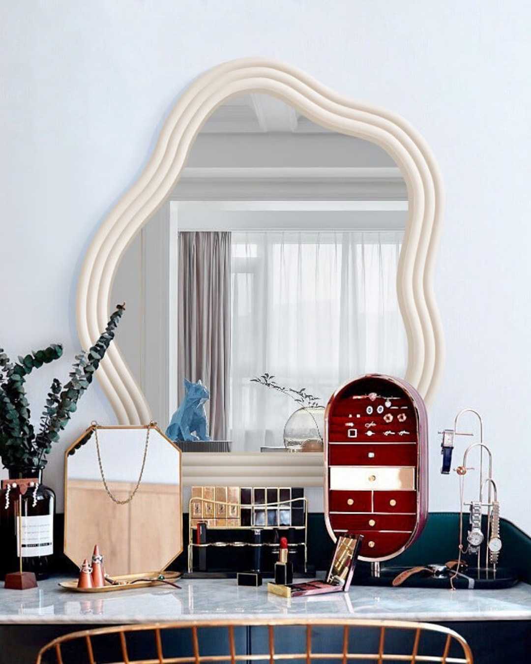 Wavy Cream Vanity Mirror