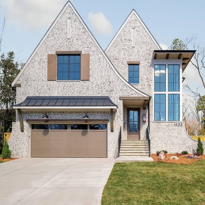 Whitewashed Brick and Taupe Color