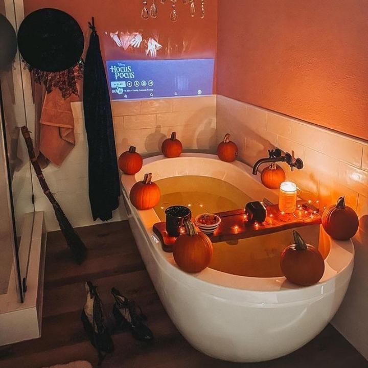 Witchy Bath Night with Pumpkin Glow