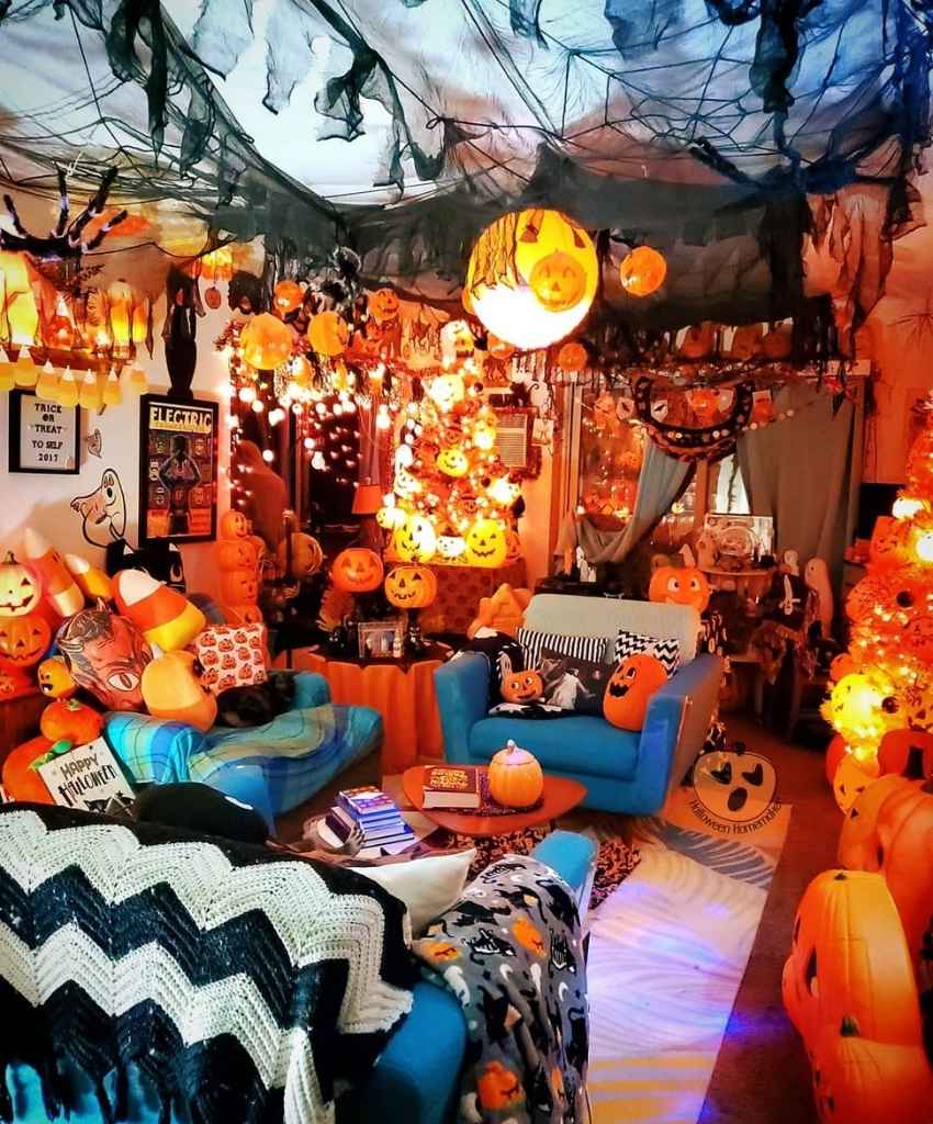 Pumpkin Wonderland Halloween Living Room