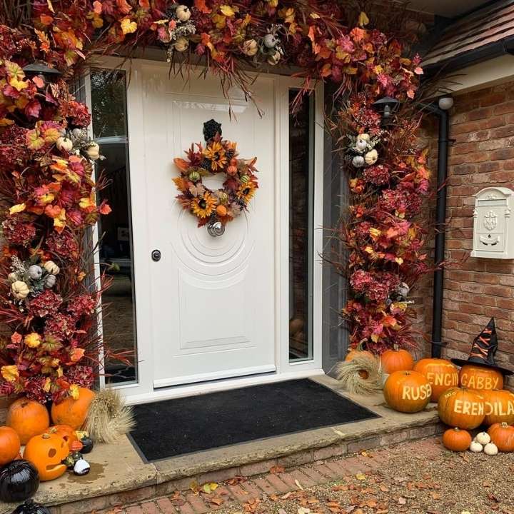 Rustic Pumpkin Patch Wreath Display