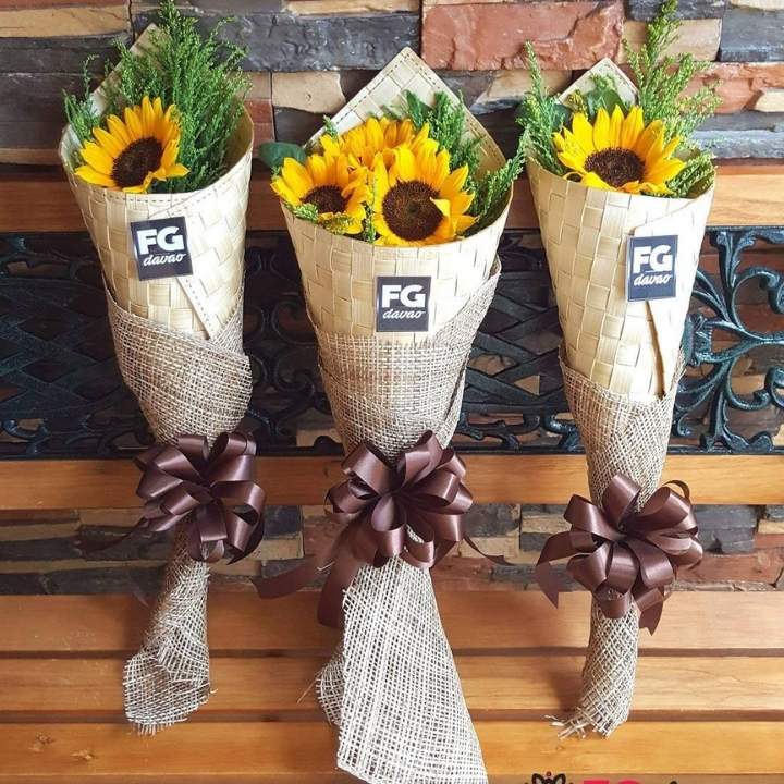 Rustic Sunflower Hand Bouquets