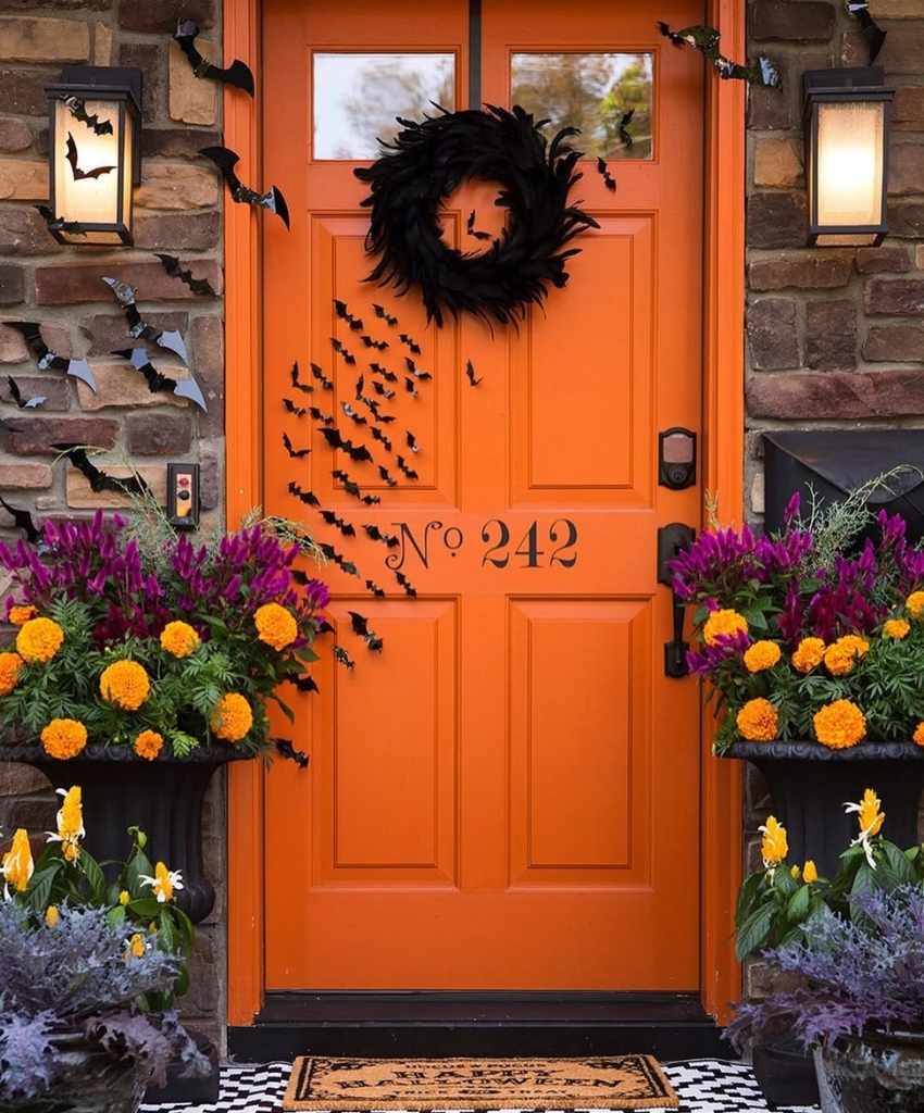 Spooky Bat Swarm Wreath Entry