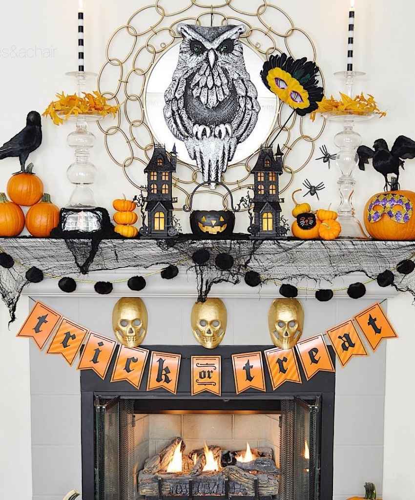 Spooky Owl & Skull Halloween Mantel