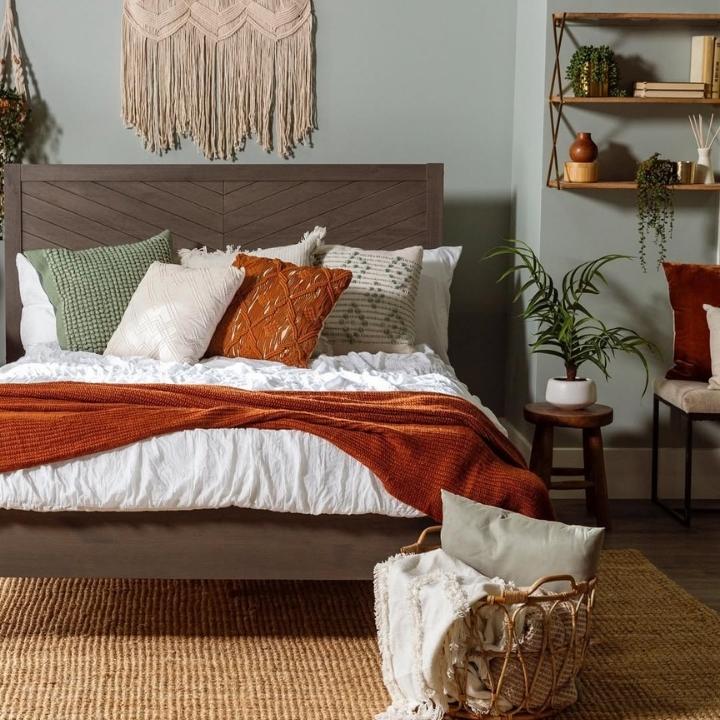 Boho Autumn Bedroom Style