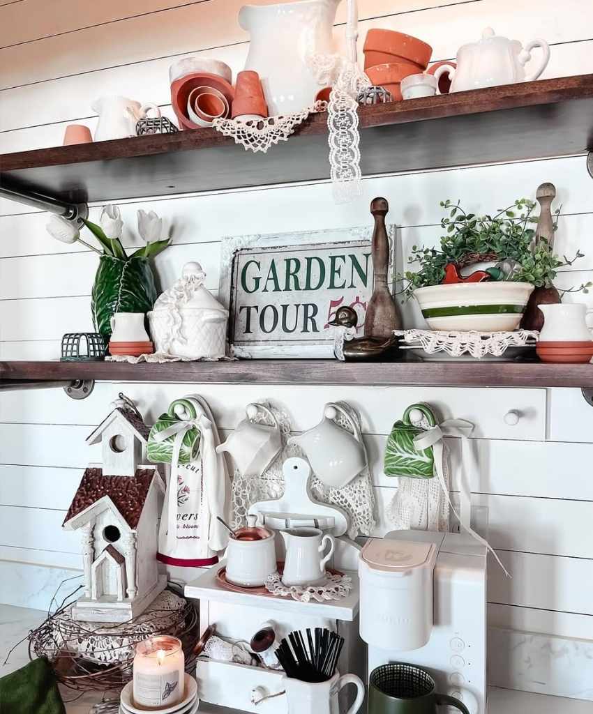 Cottage-Inspired Coffee Bar