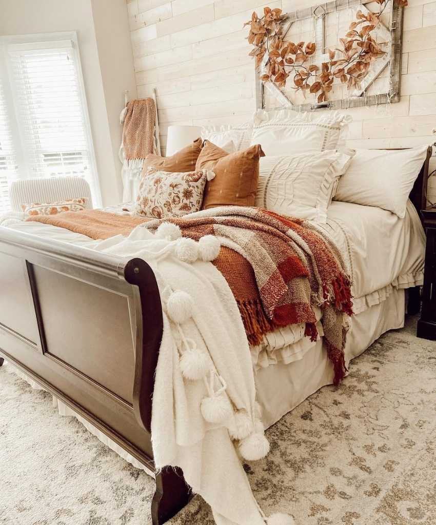 Neutral Fall Farmhouse Bedroom