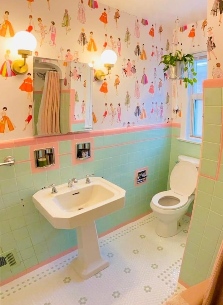 Retro Pastel Bathroom