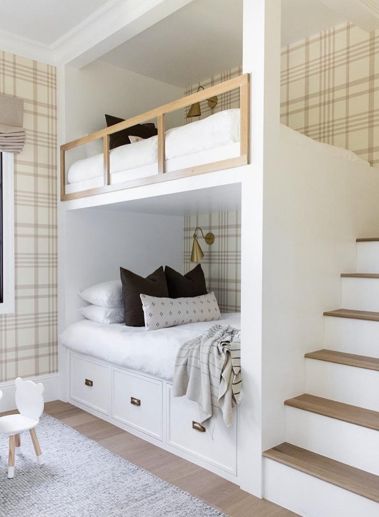 Cozy Plaid Accent Wallpaper