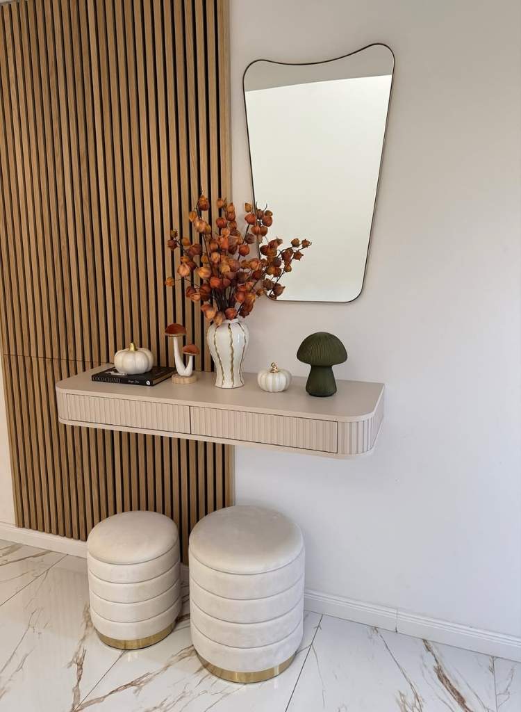 Floating Console Table with Curved Mirror