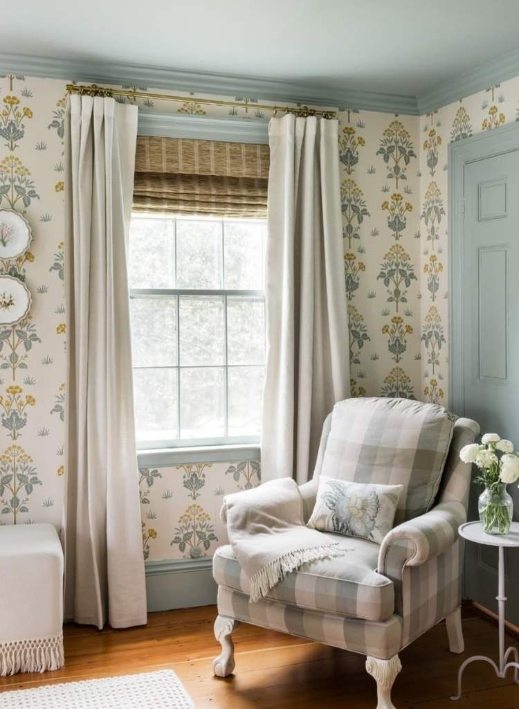 Vintage Floral Wallpaper