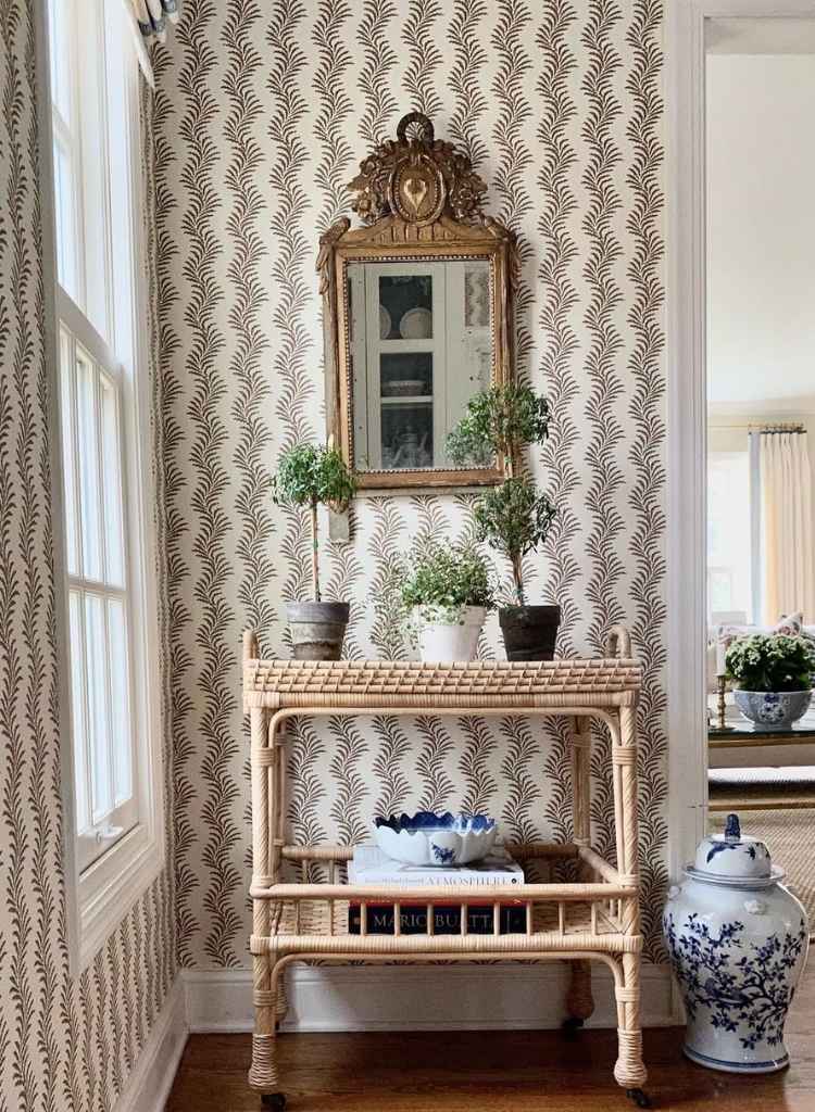 Vintage Leaf Pattern Wallpaper