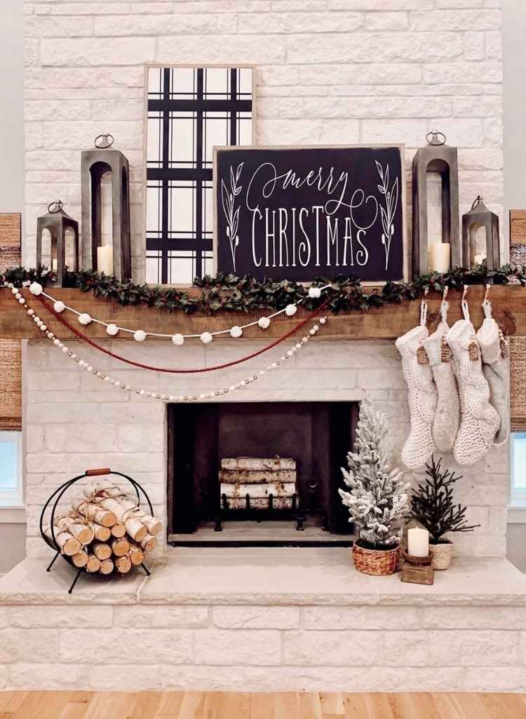 Modern Farmhouse Holiday Mantel