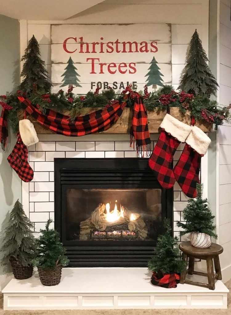 Plaid Cabin Christmas Mantel