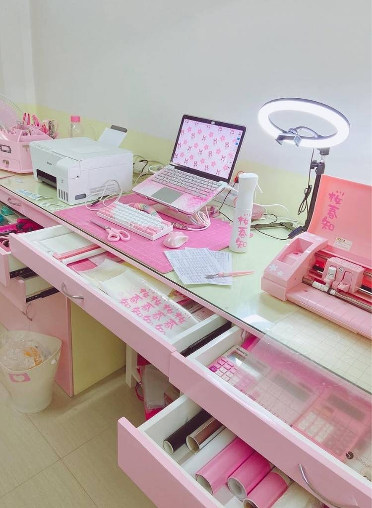 Hands-On Pink Creative Workstation
